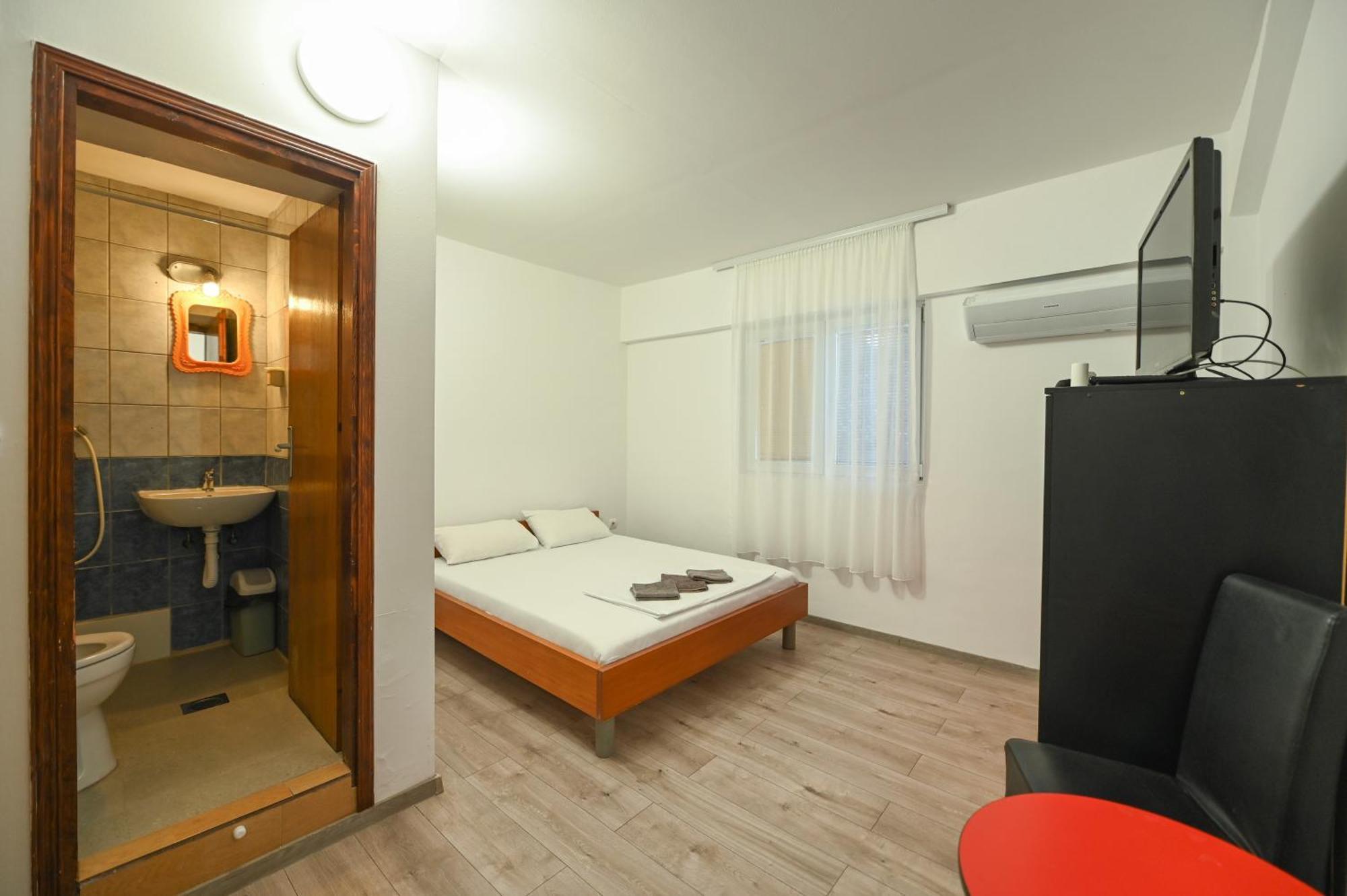 Hostel Izvor Podgorica Eksteriør bilde