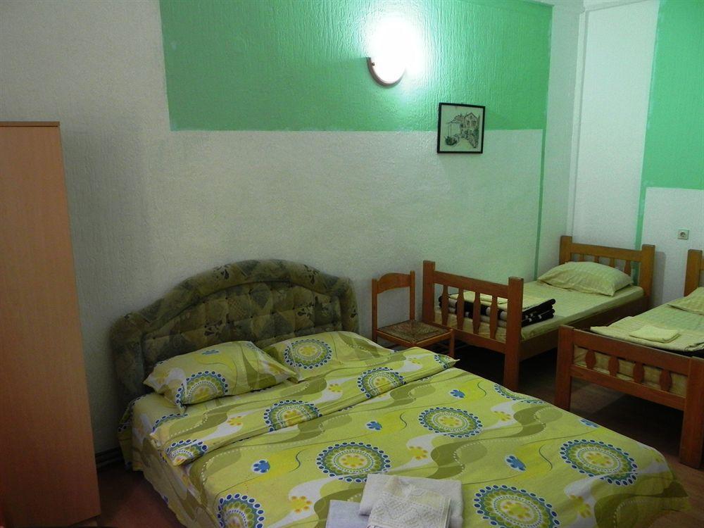 Hostel Izvor Podgorica Eksteriør bilde